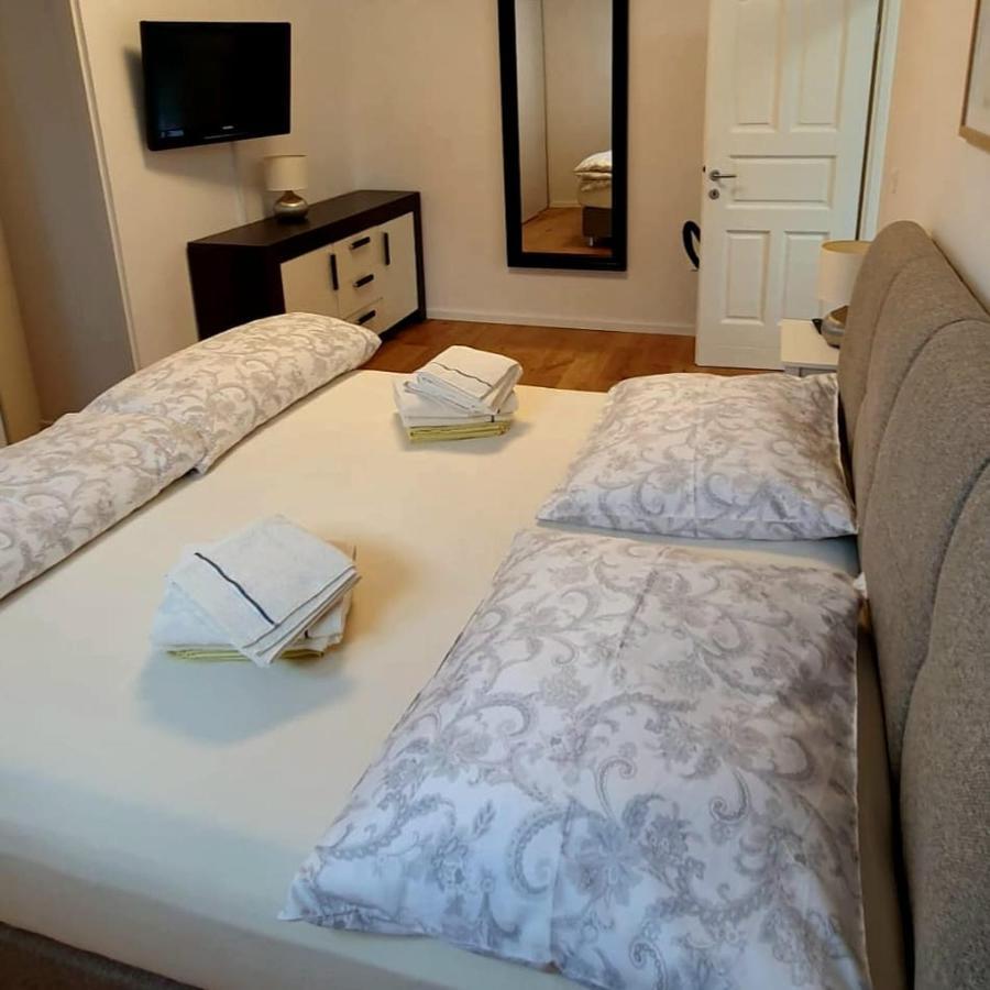 Apartment Grazia Pula Extérieur photo